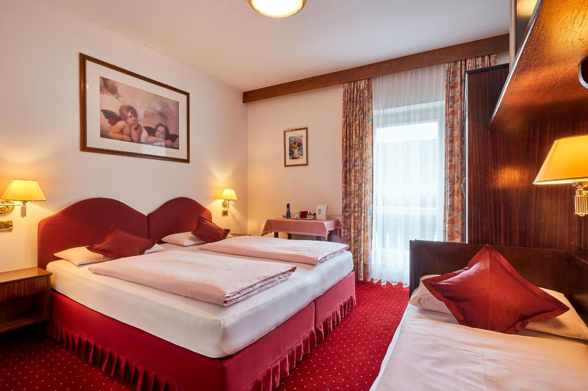 Hotel Maria Corvara In Badia Eksteriør billede